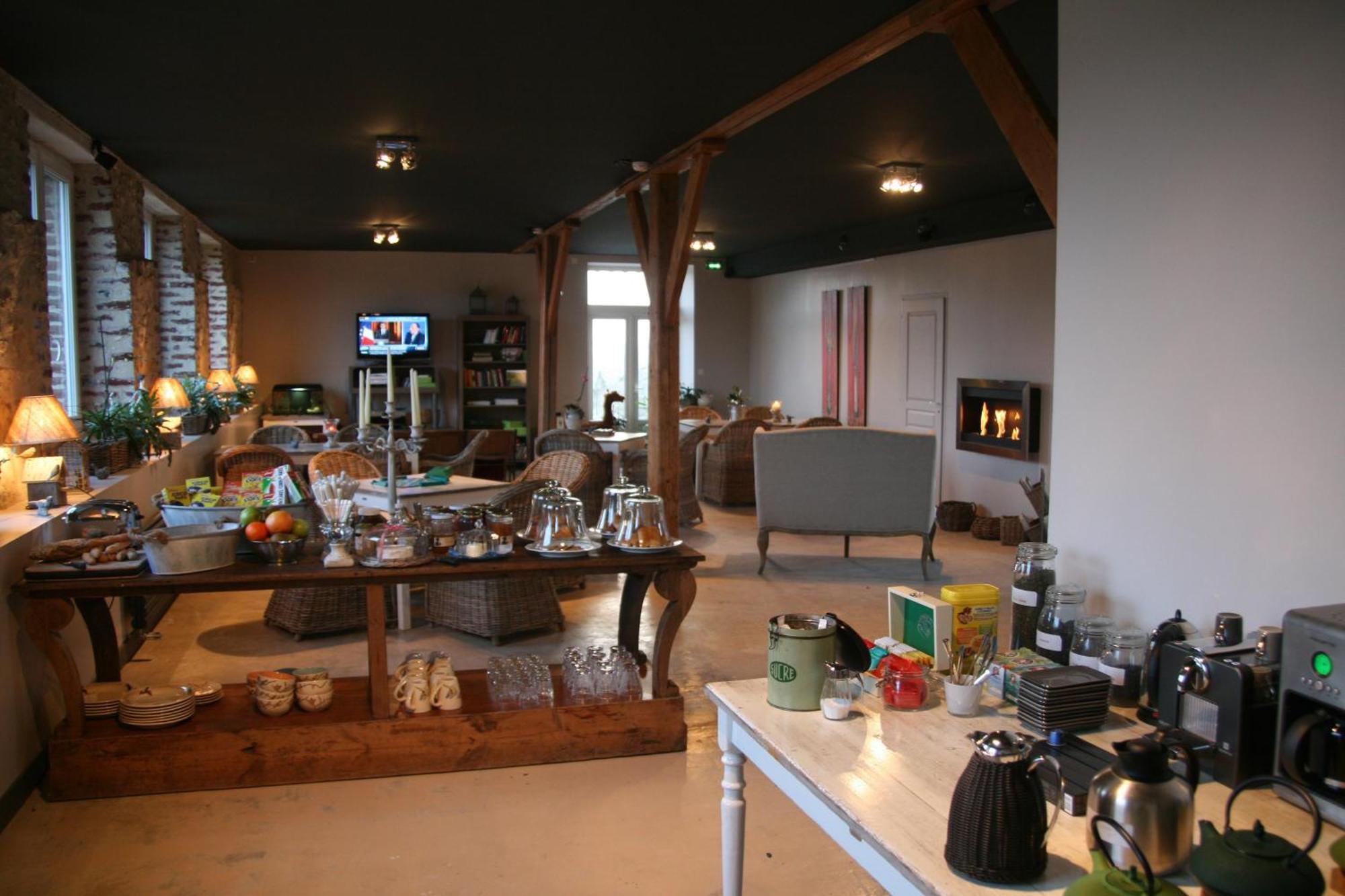Le Prieure Chambres D'Hotes Sainte-Preuve Exterior photo